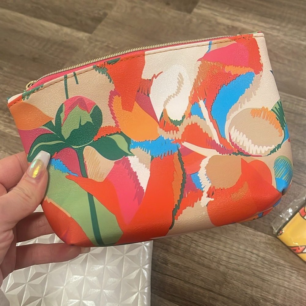 Mini makeup bag - Picture 4 of 9
